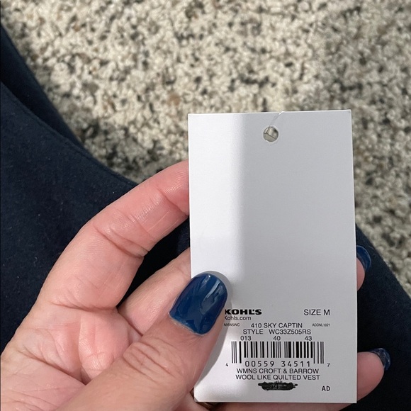 Women’s Croft & Barrow navy quilted vest size medium - Picture 4 of 5